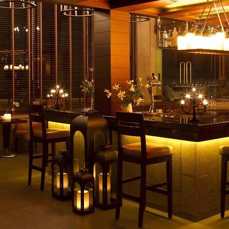 32Nd Milestone Hotel Gurgaon Esterno foto