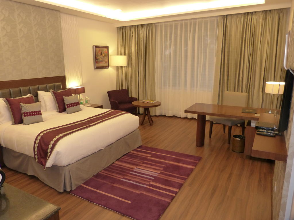 32Nd Milestone Hotel Gurgaon Camera foto