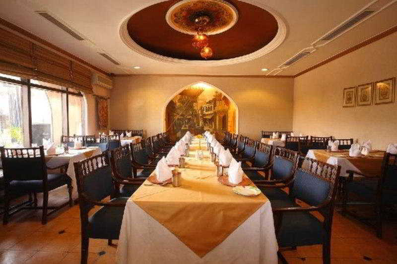 32Nd Milestone Hotel Gurgaon Servizi foto